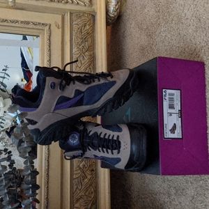 Fila tan blue and purple size 9 sneakers